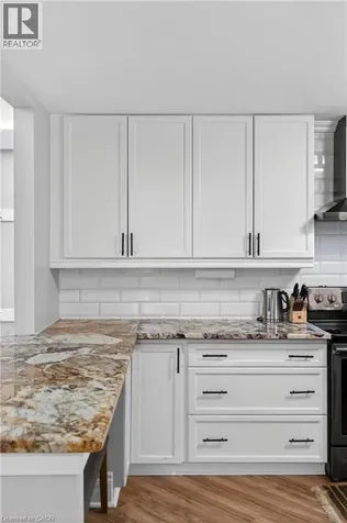486 East 38th Street Hamilton ON L8V 4G8