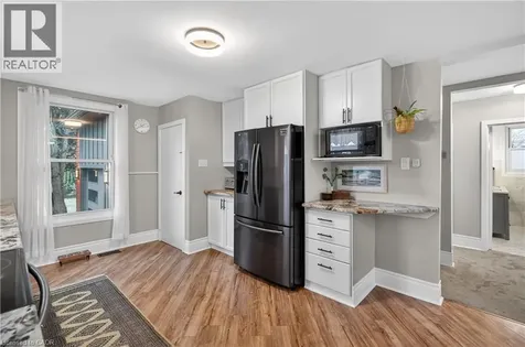 486 East 38th Street Hamilton ON L8V 4G8