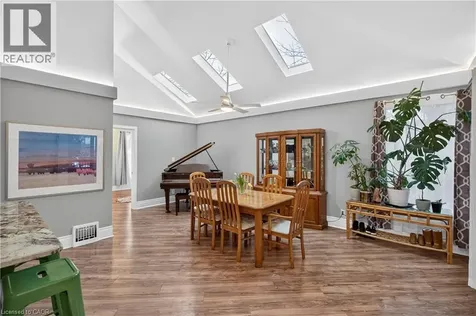 486 East 38th Street Hamilton ON L8V 4G8