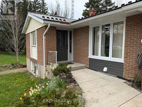 60 Main Street East Mapleton ON N0G 1P0