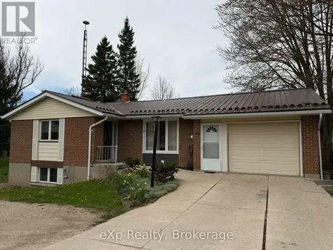 60 Main Street East Mapleton ON N0G 1P0