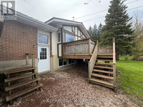 60 Main Street East Mapleton ON N0G 1P0