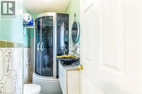 404 Queenston Road Hamilton ON L8K 1J2