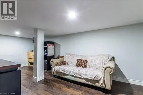 404 Queenston Road Hamilton ON L8K 1J2