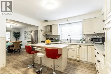 404 Queenston Road Hamilton ON L8K 1J2