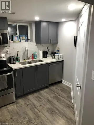 15 Michael Avenue Hamilton ON L8T 2Y2