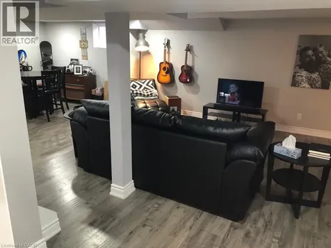 15 Michael Avenue Hamilton ON L8T 2Y2