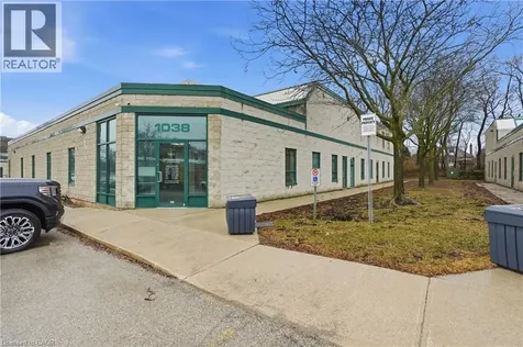 1038 Cooke Boulevard Burlington ON L7T 4A8
