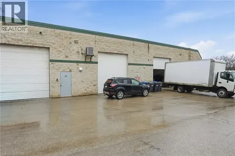 1038 Cooke Boulevard Burlington ON L7T 4A8