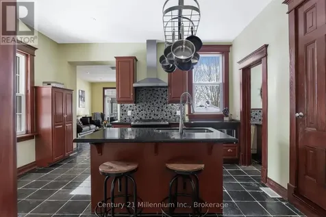 296 Garafraxa St Street Chatsworth ON N0H 1G0