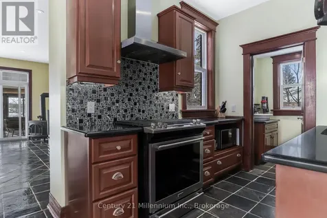 296 Garafraxa St Street Chatsworth ON N0H 1G0