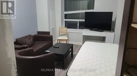 318 Spruce Street Waterloo ON N2L 0B7
