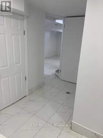 304 Frontenac Avenue South Ottawa ON K1L 6K9