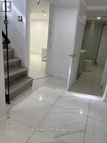 304 Frontenac Avenue South Ottawa ON K1L 6K9