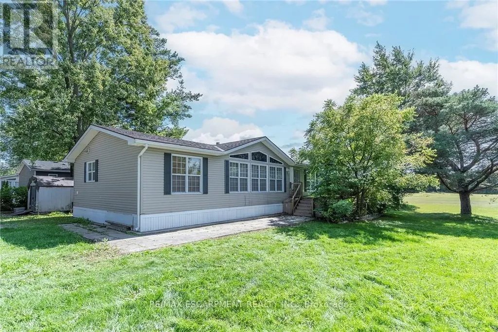 1161 4th Concession Road West Hamilton ON L8B 0X3