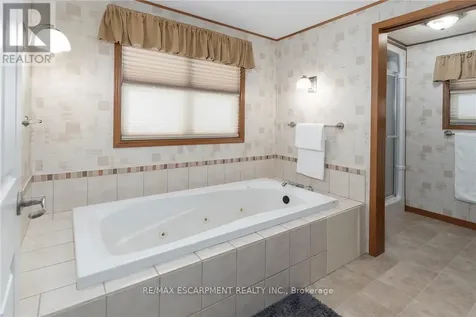 1161 4th Concession Road West Hamilton ON L8B 0X3