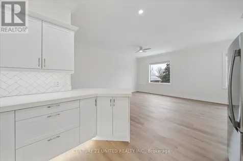 1027 Willcox Street Selwyn ON K0L 1H0