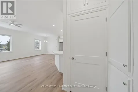 1027 Willcox Street Selwyn ON K0L 1H0