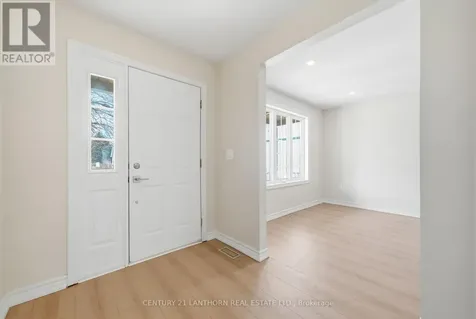 13 Nesbitt Drive Brighton ON K0K 1H0
