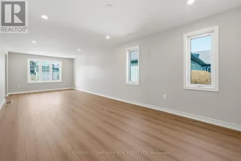 13 Nesbitt Drive Brighton ON K0K 1H0