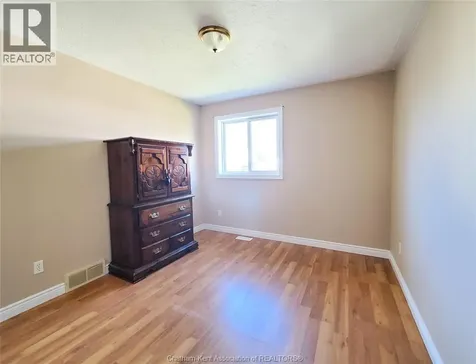 71 Spencer Avenue Chatham ON N7M 1V5