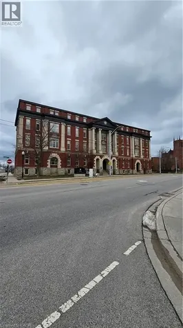 40 College Street Kitchener ON N2H 5A1