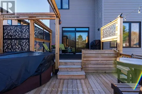 44 Dennis Drive Parry Sound ON P2A 0E6