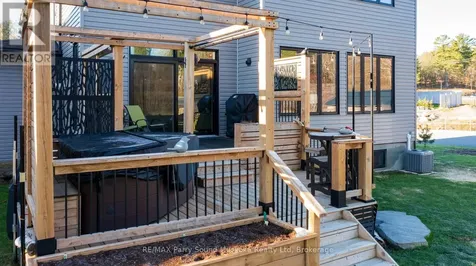 44 Dennis Drive Parry Sound ON P2A 0E6
