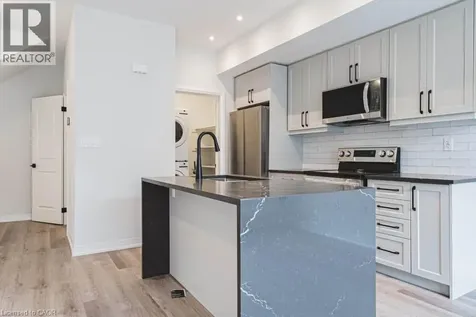 155 Equestrian Way Cambridge ON N3E 0E8