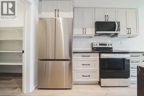 155 Equestrian Way Cambridge ON N3E 0E8