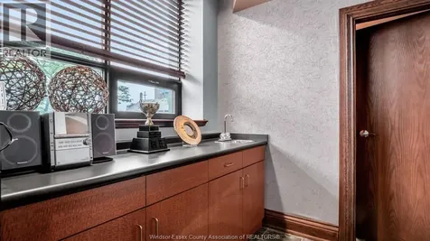 484 Pelissier Street Windsor ON N9A 4K9