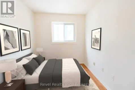 17 Harbour Street West Collingwood ON L9Y 5B4
