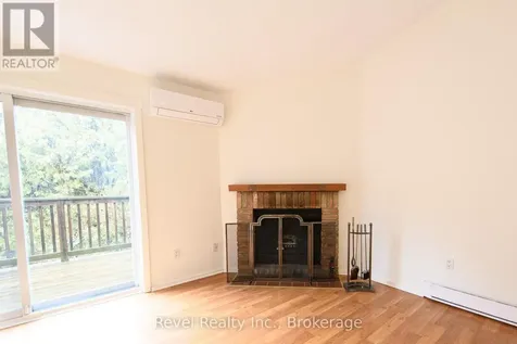 17 Harbour Street West Collingwood ON L9Y 5B4