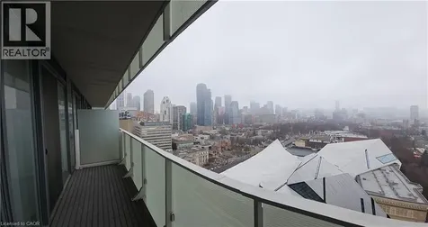 200 Bloor Street West Toronto ON M5S 1T8