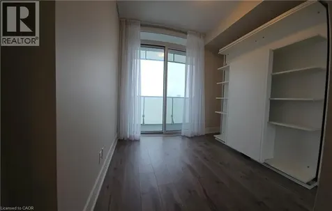 200 Bloor Street West Toronto ON M5S 1T8