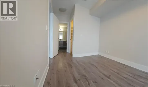 200 Bloor Street West Toronto ON M5S 1T8