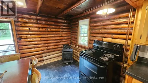 18 Stokes River Road Northern Bruce Peninsula ON N0H 2M0