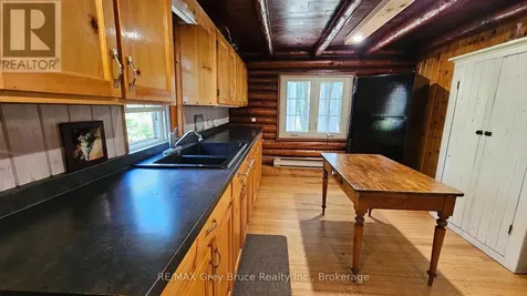 18 Stokes River Road Northern Bruce Peninsula ON N0H 2M0