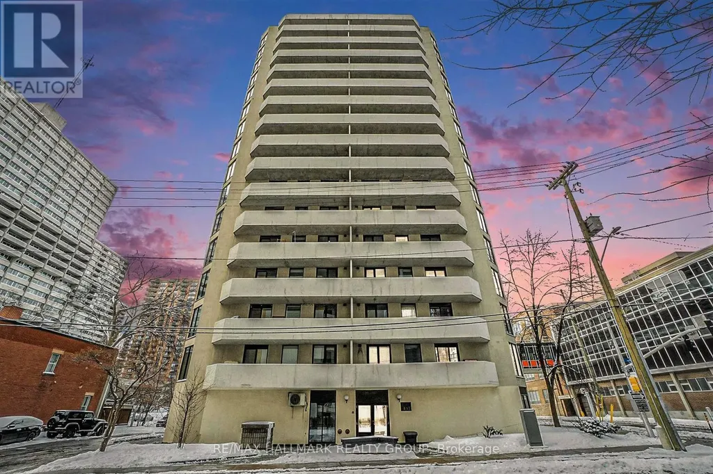 200 Bay Street Ottawa ON K1R 7W8