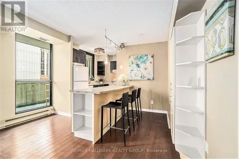 200 Bay Street Ottawa ON K1R 7W8