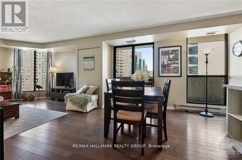 200 Bay Street Ottawa ON K1R 7W8