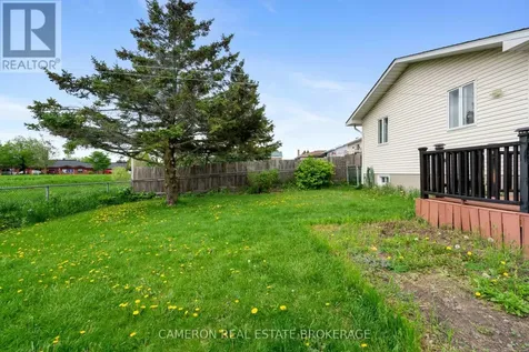 200 Ellen Avenue Cornwall ON K6J 3L7