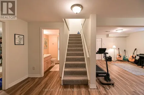 698 Broadview Avenue Orillia ON L3V 6P3