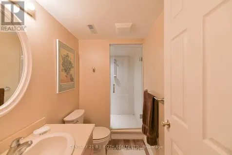 698 Broadview Avenue Orillia ON L3V 6P3