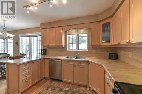 698 Broadview Avenue Orillia ON L3V 6P3