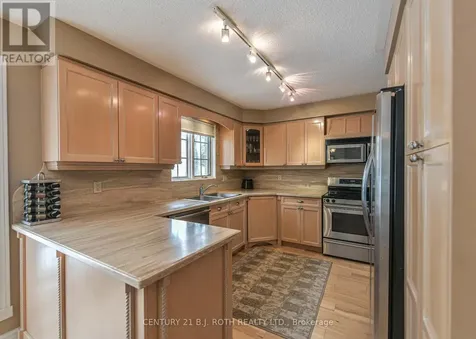 698 Broadview Avenue Orillia ON L3V 6P3