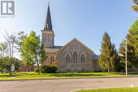 175 Stone Street South Gananoque ON K7G 2A2