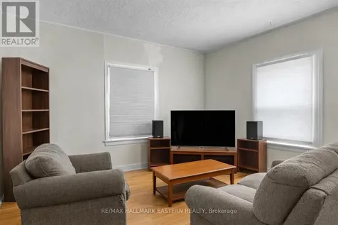 15 Albert Street Selwyn ON K0L 2H0