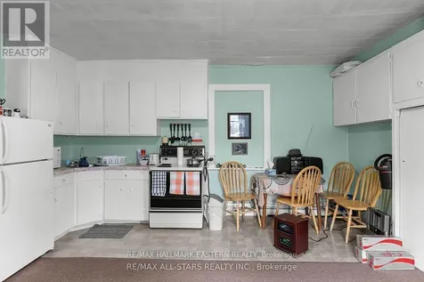 15 Albert Street Selwyn ON K0L 2H0