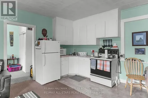 15 Albert Street Selwyn ON K0L 2H0